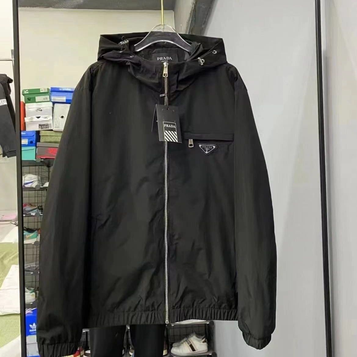 Nouvelle veste à capuche tendance pour homme 2024, coupe triangulaire, élégante et polyvalente, décontractée et ajustée.