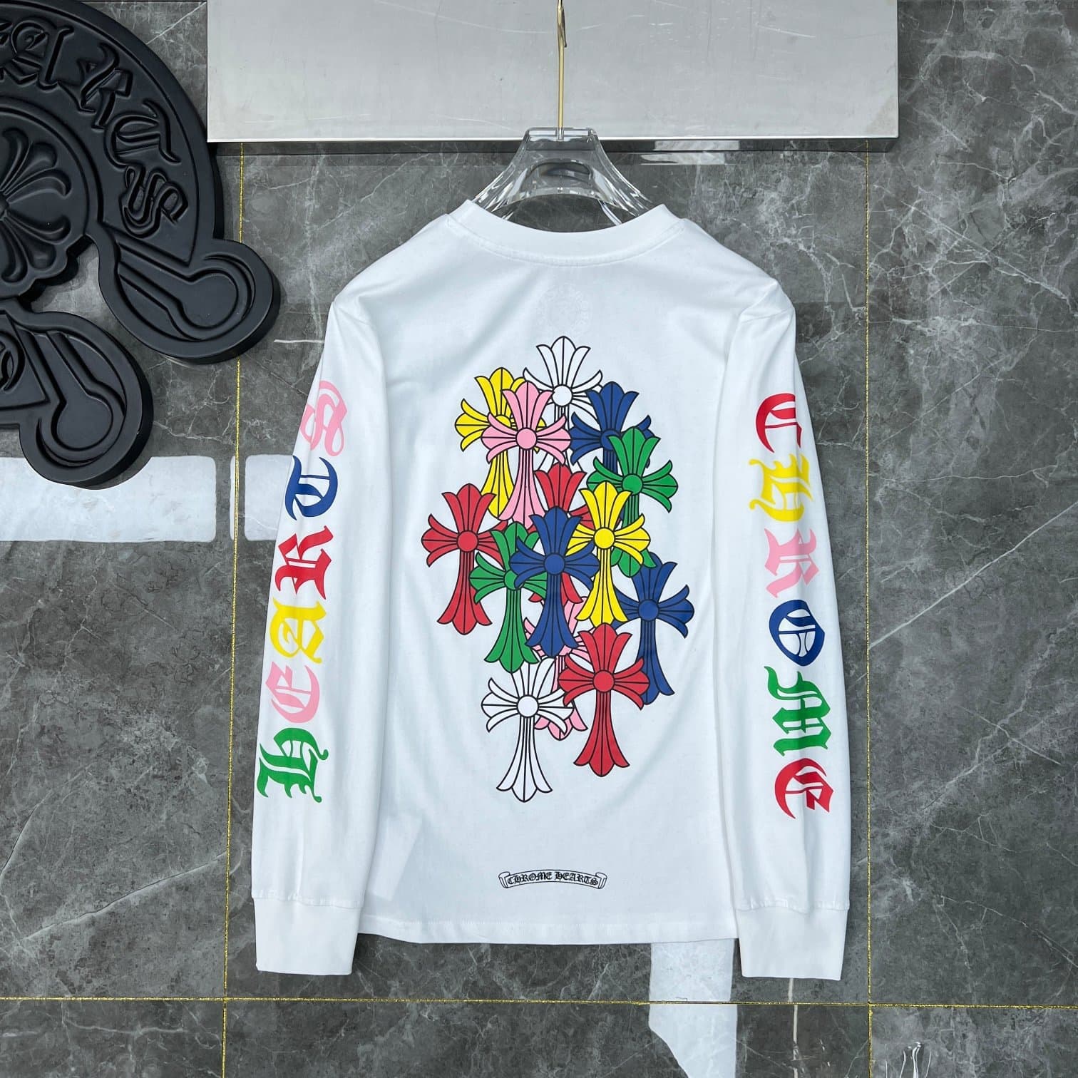 T-shirt à manches longues Chrome Hearts style fer à cheval – Coton premium, imprimé croix gothique, t-shirt streetwear graphique unisexe multico