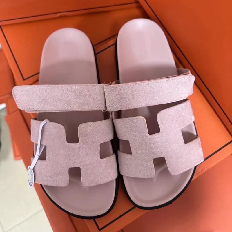 Chaussons d'extérieur pour femmes, style pur et original, semelles plates en cuir, velcro, pour la plage, 2025