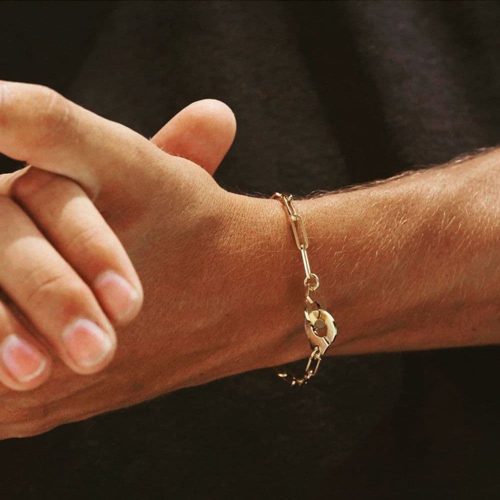 European And American Hot-Selling Gold Stainless Steel Handcuff Women, Ins Niche Design Sense Jewelry Bracelet For
