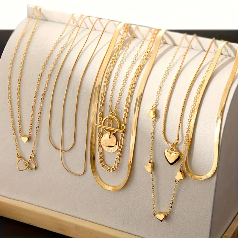 Necklaces Love Snake Bone Blade Chain Necklace Set Women's Fashionable High End Trend Necklace 10 Accessories