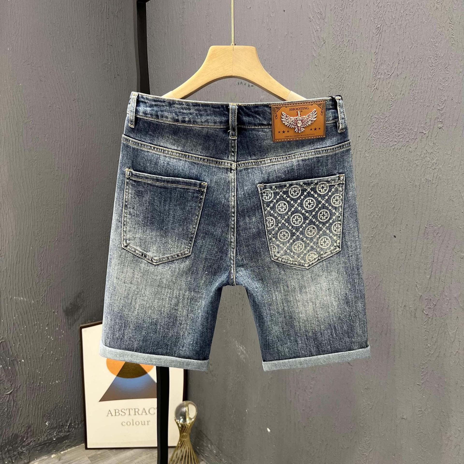 Summer American Casual Cool Distressed Ripped Denim Men Straight Loose High Street Versatile Five-Point Shorts
