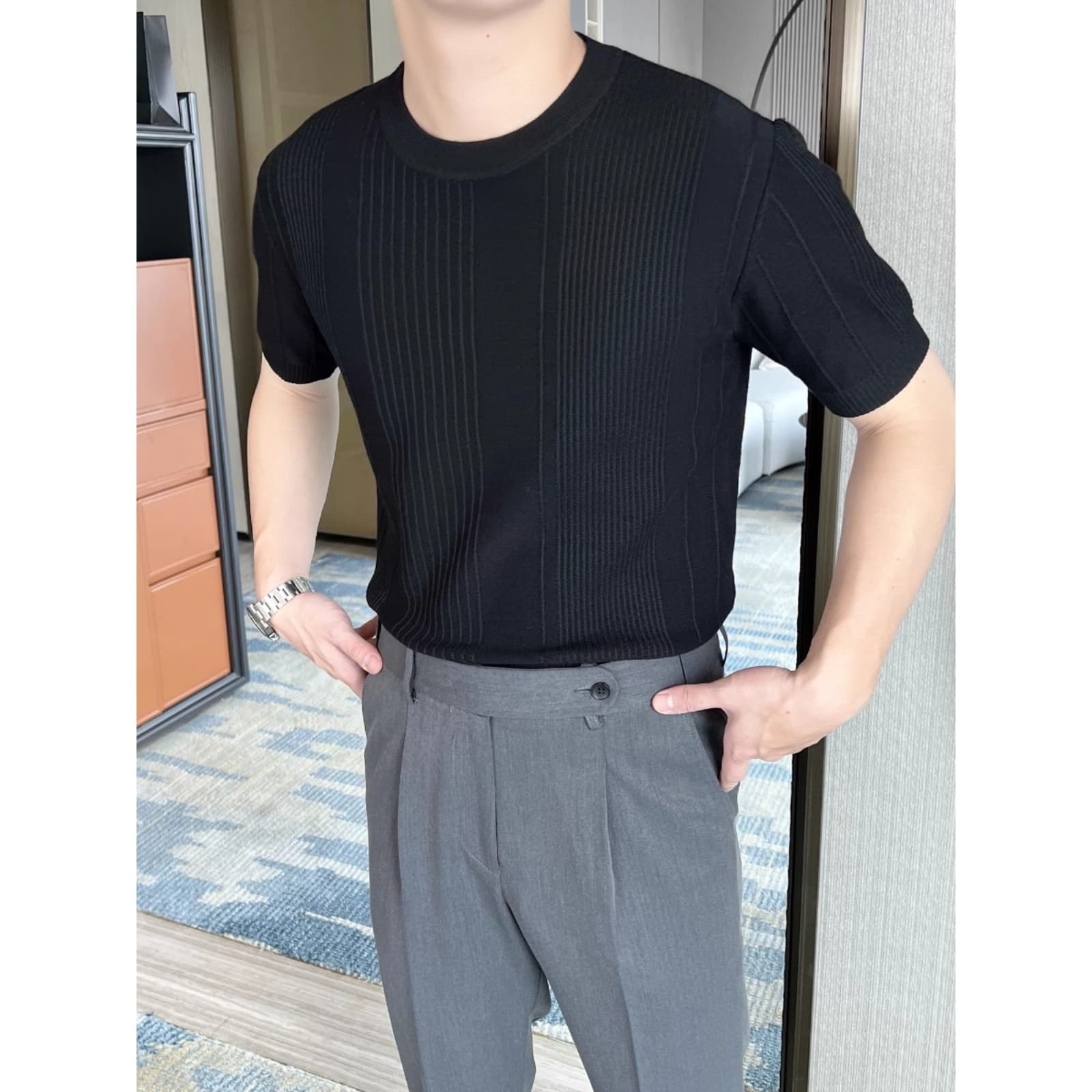 Men's clothing Summer new short-sleeved men's version of casual ripped slim round neck ice silk T-shirt solid color half-sleeved T-shirt men