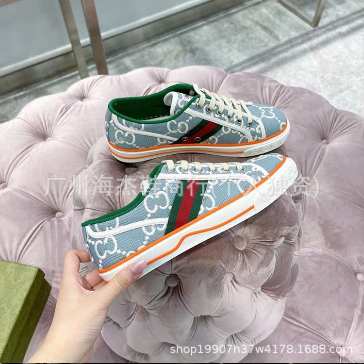 G Home Low Top Canva pour femmes, printemps, broderie classique Old Flower, baskets unisexes à lacets pour couples