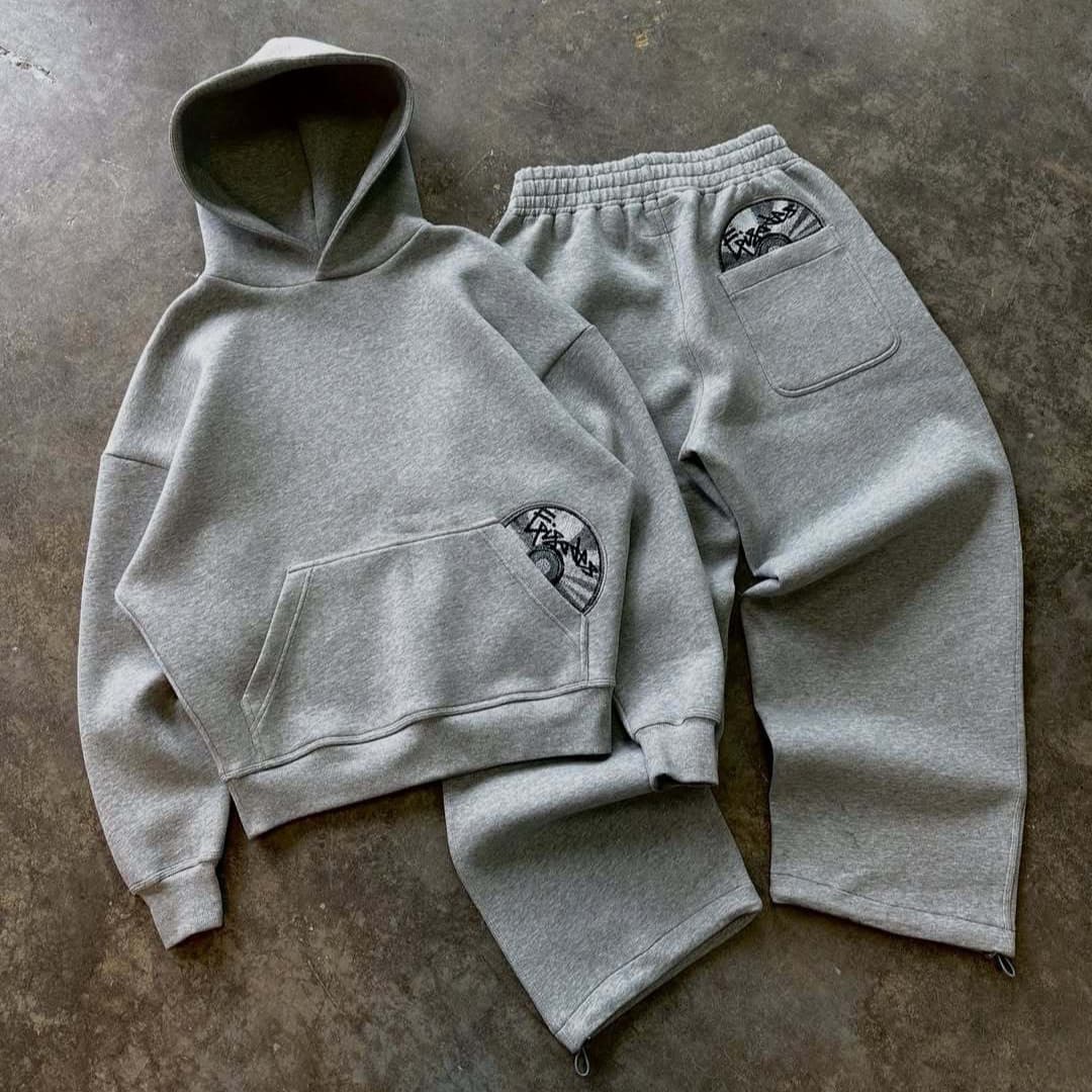 2026 New European Rigid Demand Breathable Sweater Fashion Street Style Versatile Personality Embroidered Hoodie Men's And Women's Casual Pullover Swea