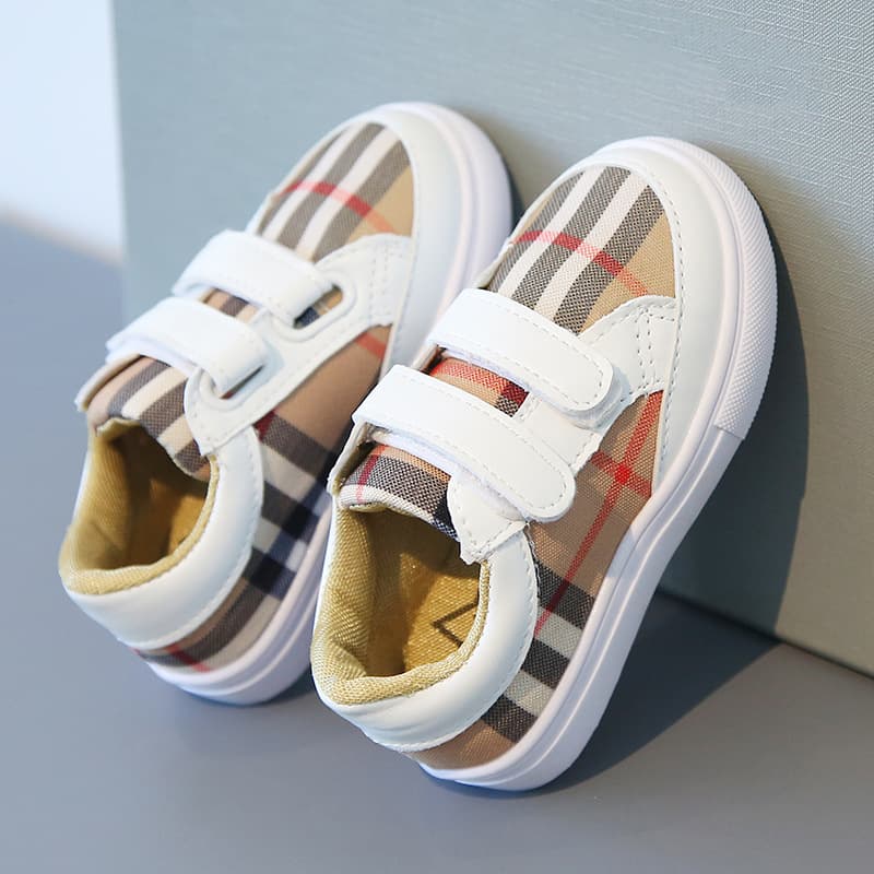 Chaussures de sport pour maman et enfant Chaussures décontractées à velcro pour bébé Baskets pour garçons Chaussures de course pour filles