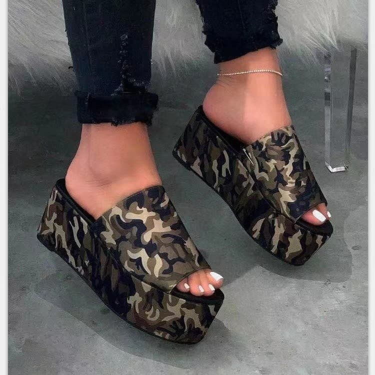 Women's Shoes New Large Size Women's Shoes Camouflage Thick Bottom Platform Heel One Line Casual Sandals For Women