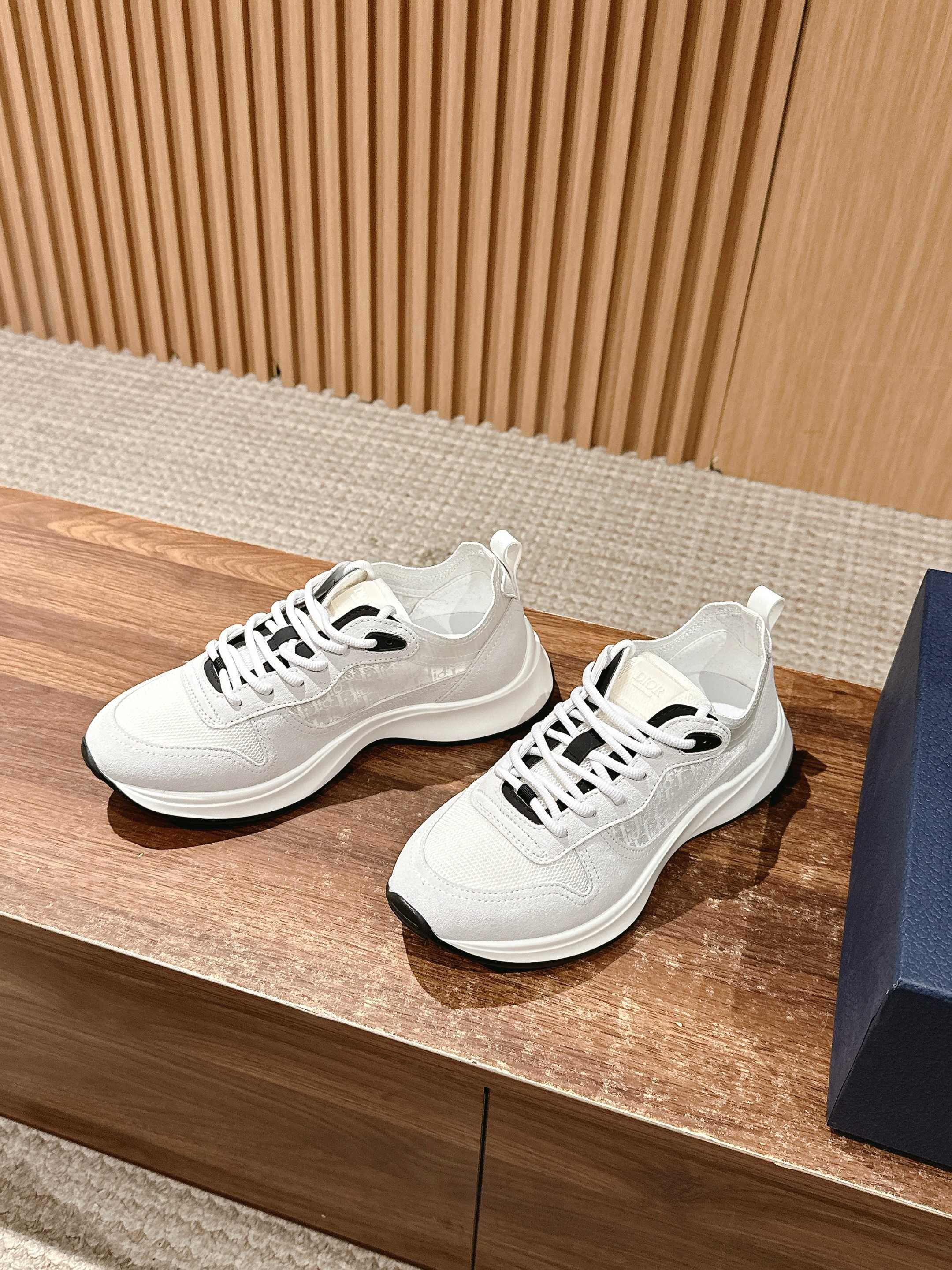 Baskets montantes tendance Pure Original CD B25 pour couples, style papa, chaussures décontractées et élégantes.