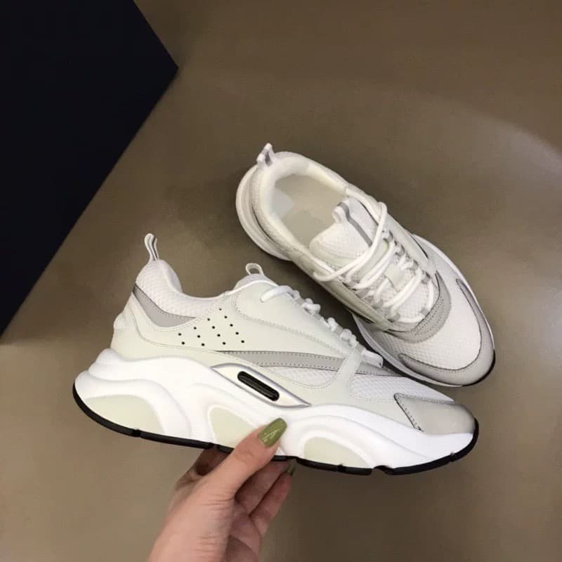 26 modèles populaires de chaussures de sport B22 décontractées pour hommes et femmes, à semelle épaisse et brides en mesh élastique, respirante