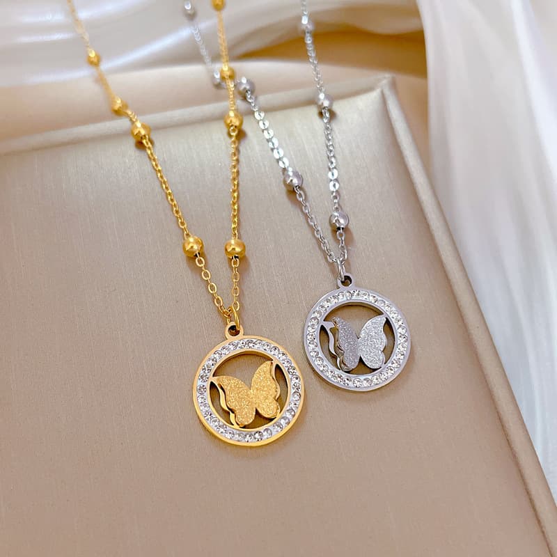 【 Full body titanium steel 】 Circular butterfly temperament and personality are extremely simple. Real gold necklace in