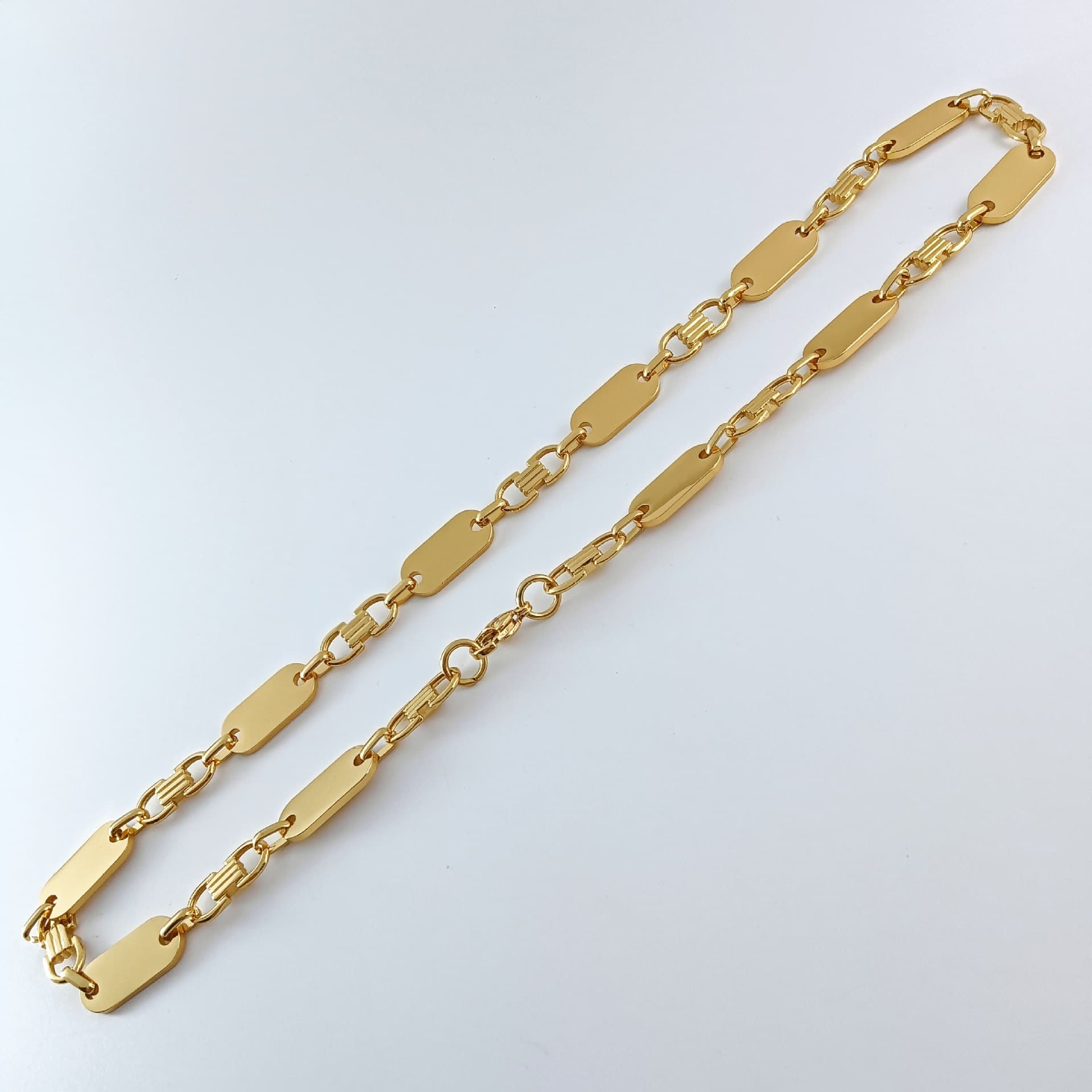 Bijoux pour hommes faits à la main, collier tendance et élégant, chaîne empereur, chaîne à maillons plats en acier inoxydable lisse