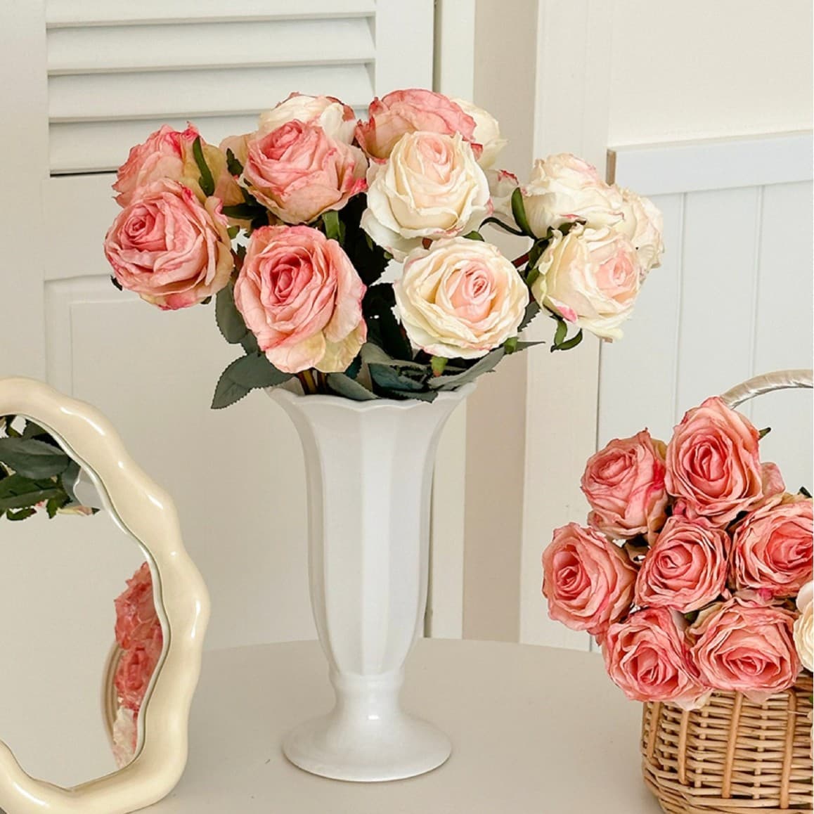 Elegant Artificial Rose Bouquet - Realistic Silk Flower Arrangement For Wedding Decor, Home Centerpiece Photography Props 7 Roses Per Bouquet