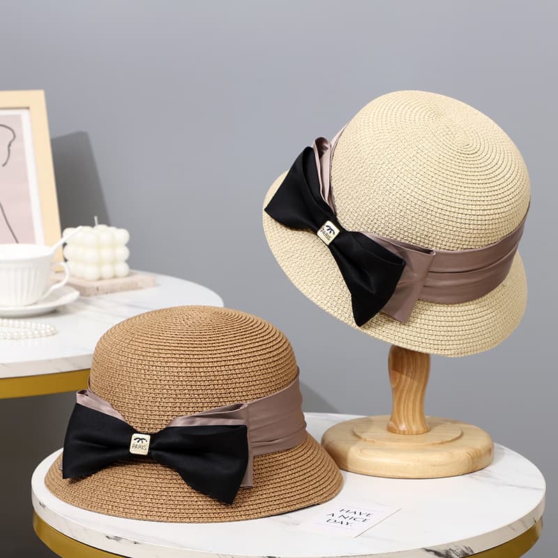 Hepburn Style Summer Women's Small Brim With Bow, Stylish And Sun-protective, New Style Straw Beach Sun Hat