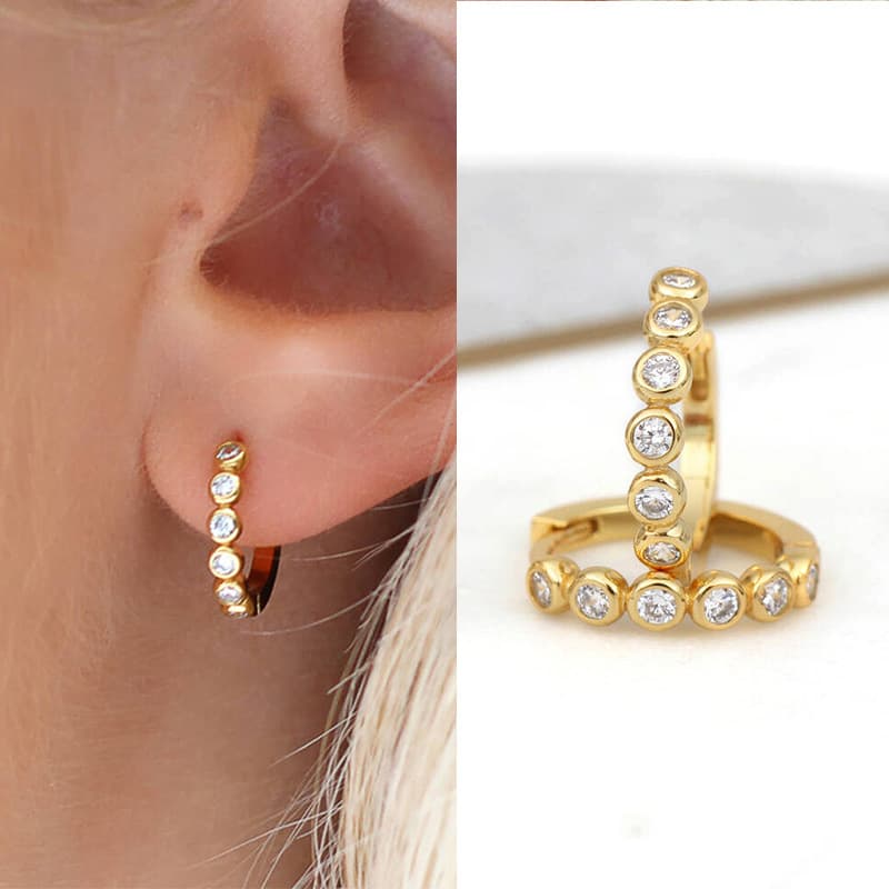Cao Shi's Popular Jewelry with Micro Inlay Fashion Ring Ear Buckle Sweet and Versatile Style Earrings for Women