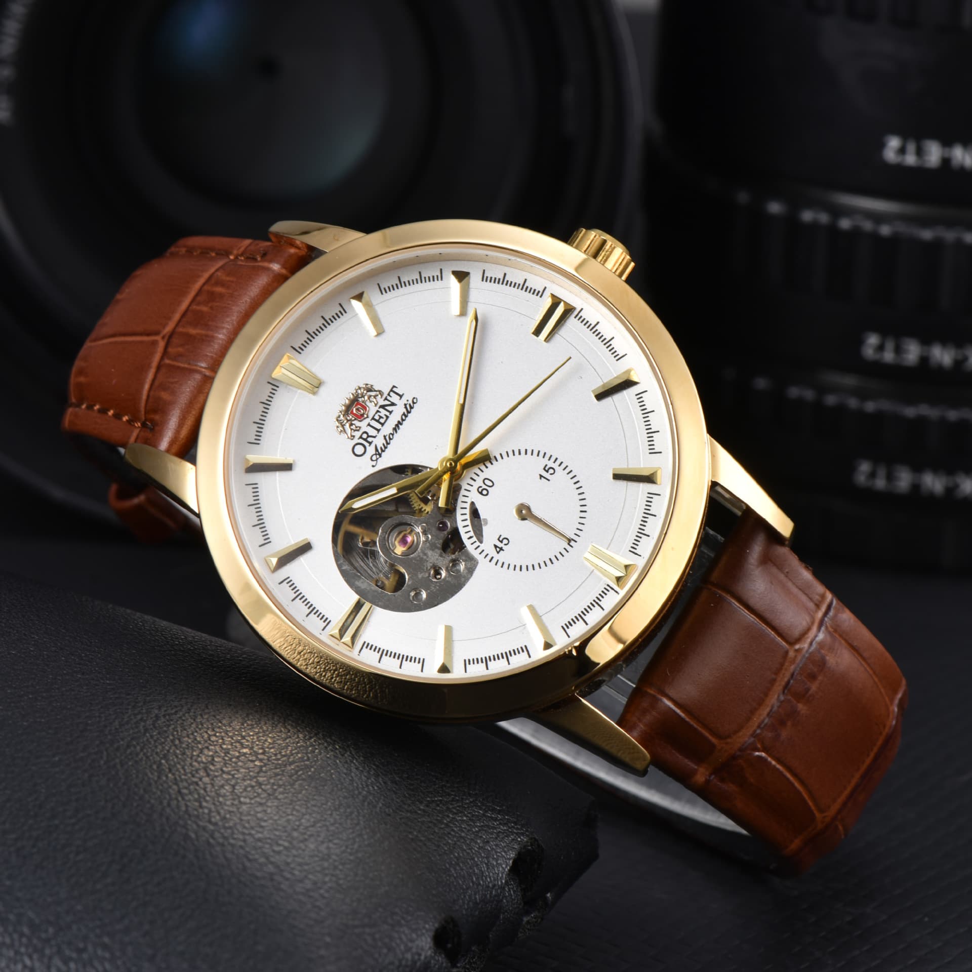 2025 Hot-Selling High-Quality Export Men's Belt Mechanical Lion Watch Manufacturer Wholesale One Piece Dropshipping