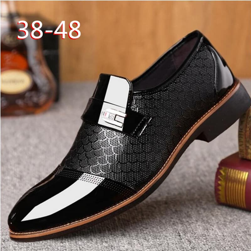 Embossed men's leather shoes cover foot all men's casual single shoes