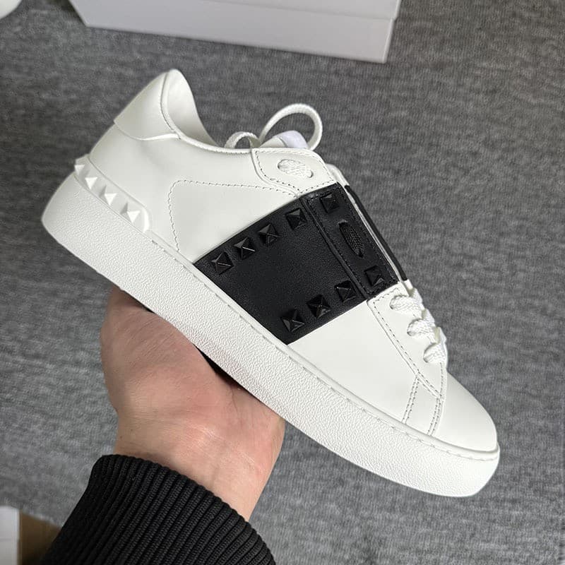 Nouvelles chaussures de sport décontractées à lacets V-Home blanches à semelle épaisse rivetée pour hommes et femmes, polyvalentes, à panneaux