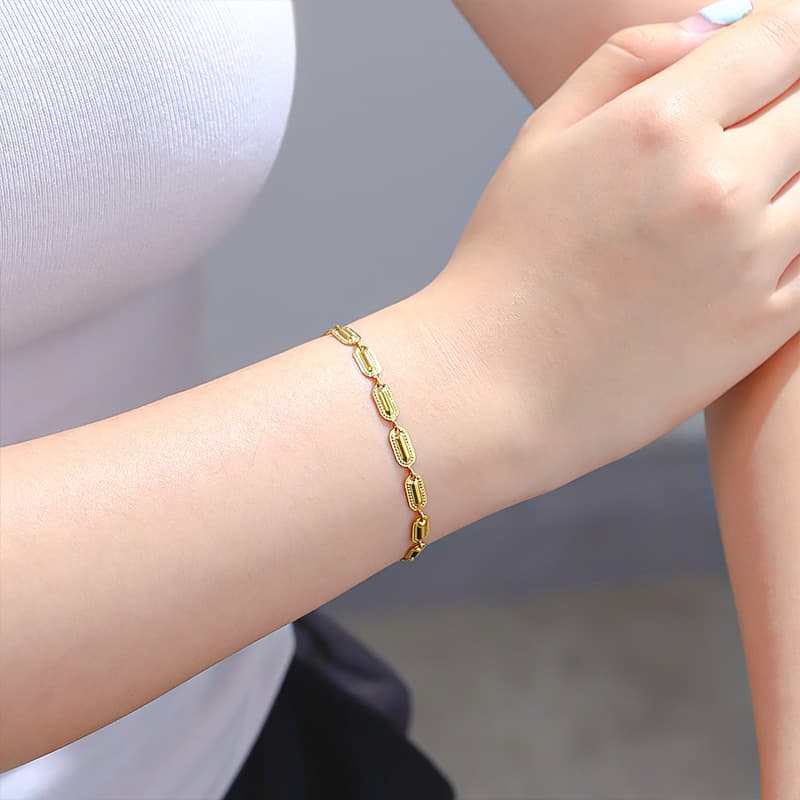 Vintage Cuban Chain Internet Celebrity Blogger Same Stainless Steel Gold-Plated Unisex Hip-Hop Style Bracelet Jewelry