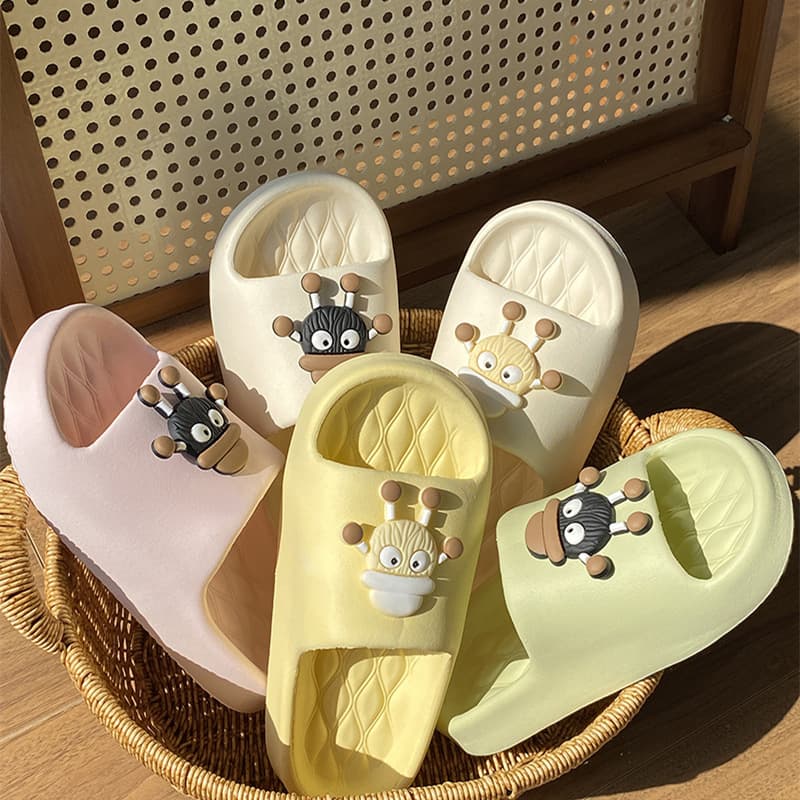 Adorable Cartoon Character Slides For Women - Ultra-Soft Thick Sole Non-Slip Indoor Outdoor Bath Slippers