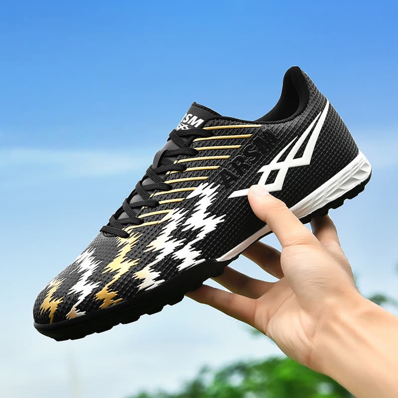 New low top football shoes lightweight artificial grass broken nails adult men and women's actual training shoes