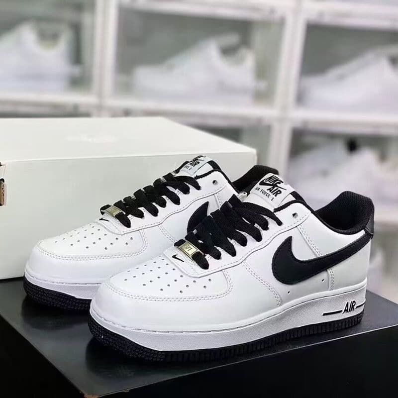 One Black Mini Gold Hook Low Top Sports Trendy Couple Petites chaussures blanches Instagram