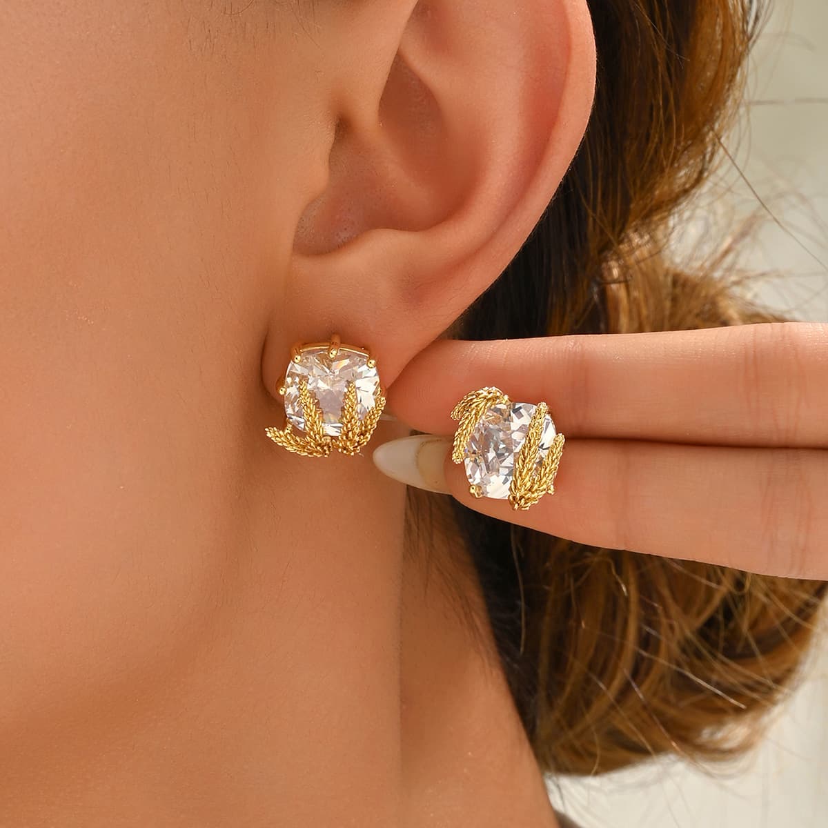Niche Design, Fresh And Sweet Korean Style Women's Earrings, Wheat Ears Inlaid With Zircon, High End Design, Earrings