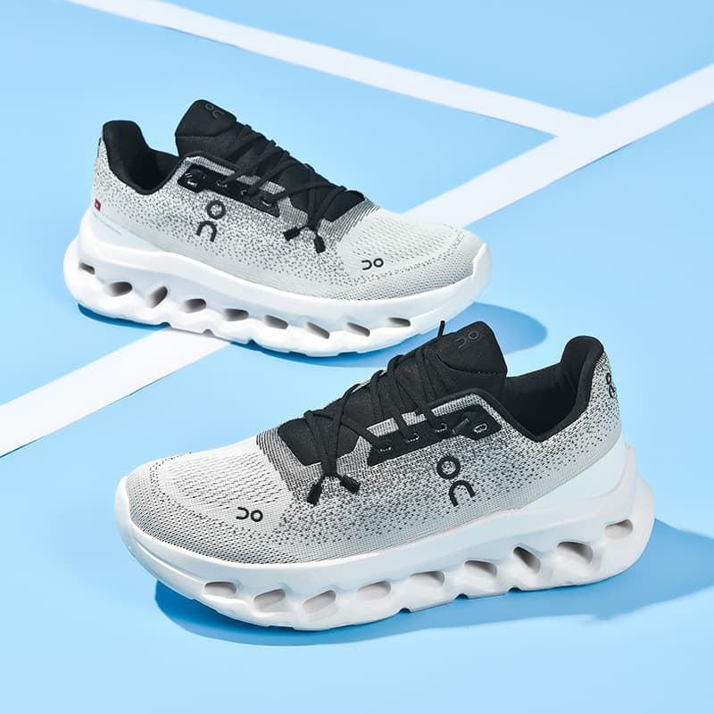 Xiaoxiangying Diffusion en direct Meilleures ventes Cloud Sports Été Léger CushiNewing Chaussures décontractées respirantes en maille Nouvelle