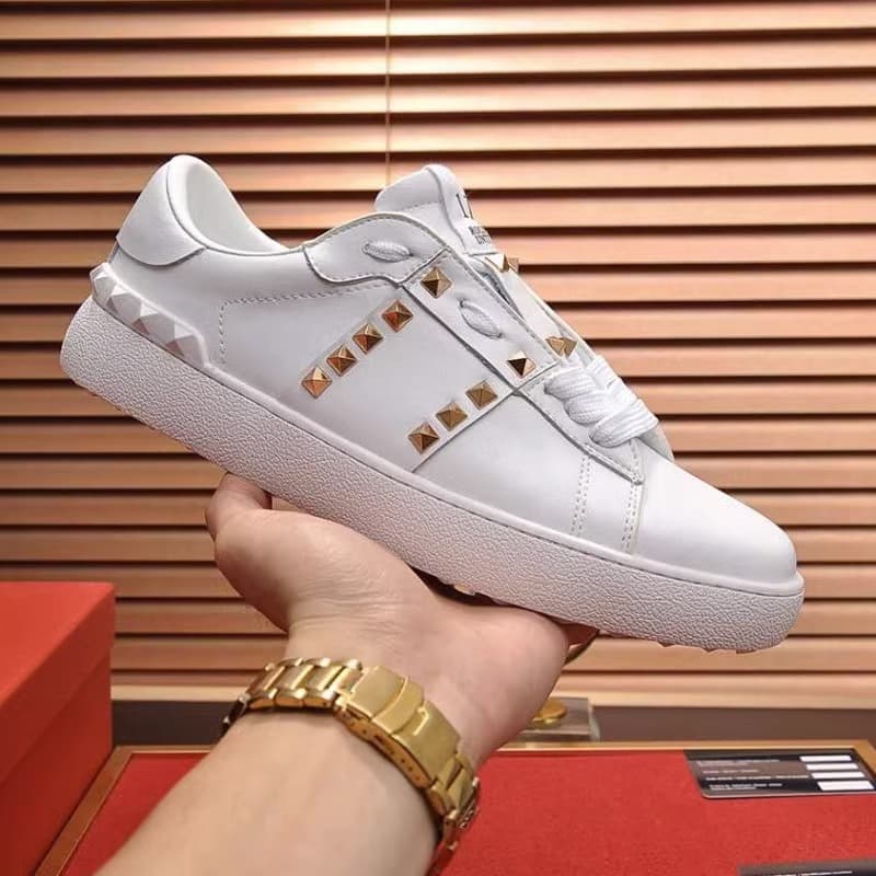 Chaussures décontractées V Family Board pour hommes, petites chaussures blanches à rivets simples, chaussures de luxe tendance, chaussures pour fe
