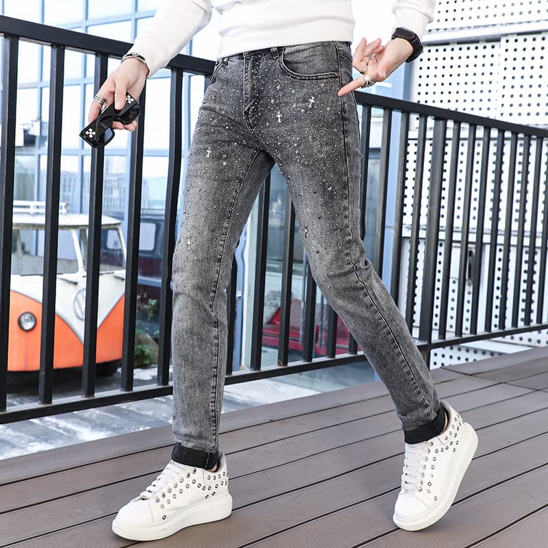 European products 2023 autumn/winter fashion trend, personalized hot diamond leg jeans, slim fit and versatile men's