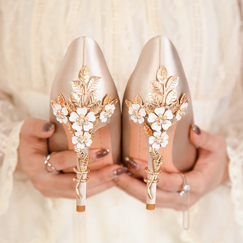 Women's Shoes Satin Wedding Heels – Floral Pointed Toe Pumps (7cm Slim Heel & Anti-Slip)