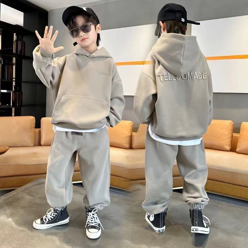Teenage and guys Children's trendy lettered casual hooded sweatshirt and sweatpants suit, children's loose long sleeved top and leggings trousers suit