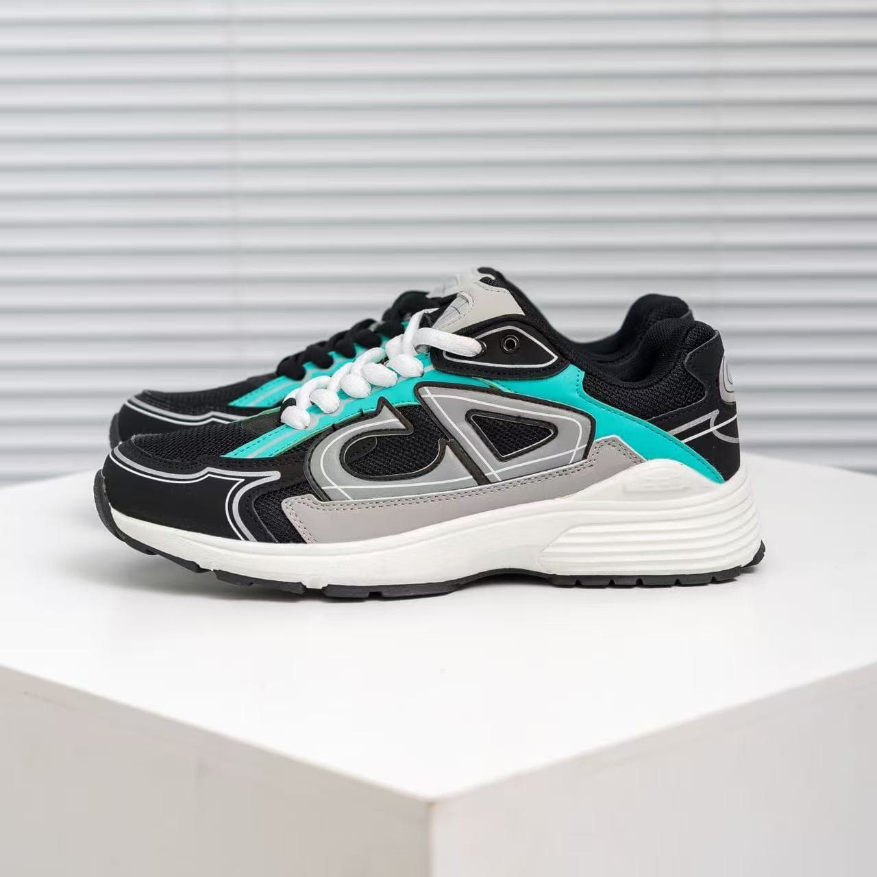 Nouvelles baskets respirantes et polyvalentes pour hommes et femmes, style décontracté et tendance, modèle Dad's Letter B30, pour la course à pie