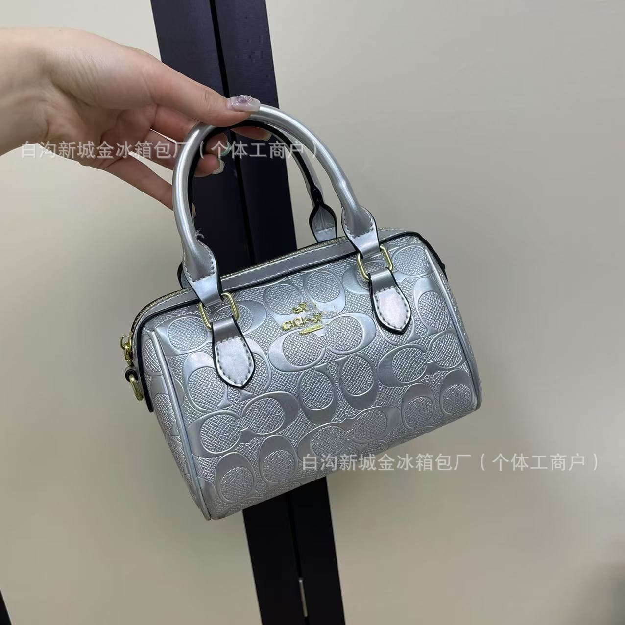 Sac à main Boston cylindrique à bandoulière simple, bloc de couleurs, tendance, pour femme, nouveauté 2025
