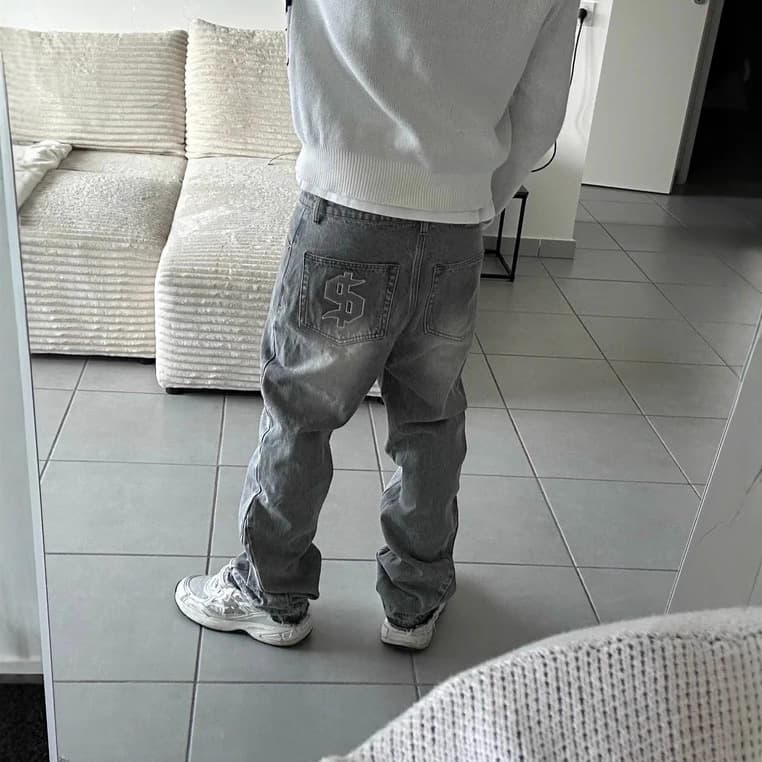 2026 Europe And The United States Popular Retro Washed Old Jeans Men And Women Autumn And Winter Street Black And Gray Sticker Straight Trousers