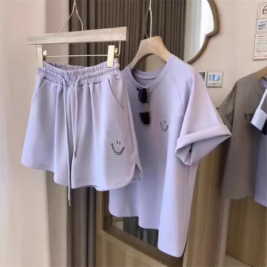 ​Women's Casual Smiley Print Short Sleeve T-Shirt & Shorts Set - Loose Fit Korean Style Summer Outfit