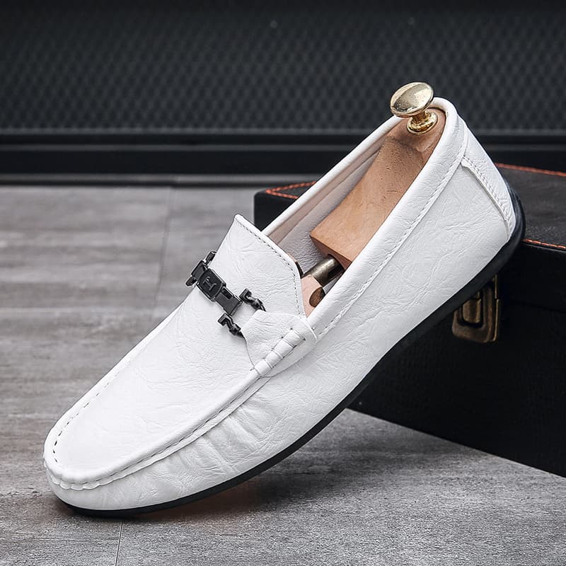 Fashion casual leather shoes soft soles soft upper men's shoes