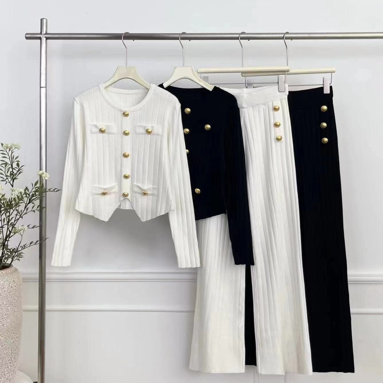 Women's Clothing temperament fashion round neck top button design knitted two piece autumn solid color suit for women