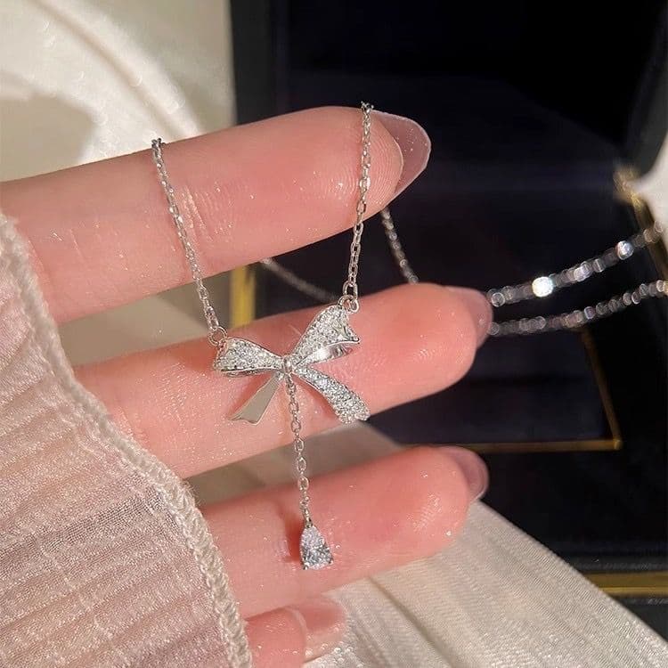 Gift for girlfriend "Sweet tassel bow necklace, women's ins, light luxury, high-end temperament, collarbone chain