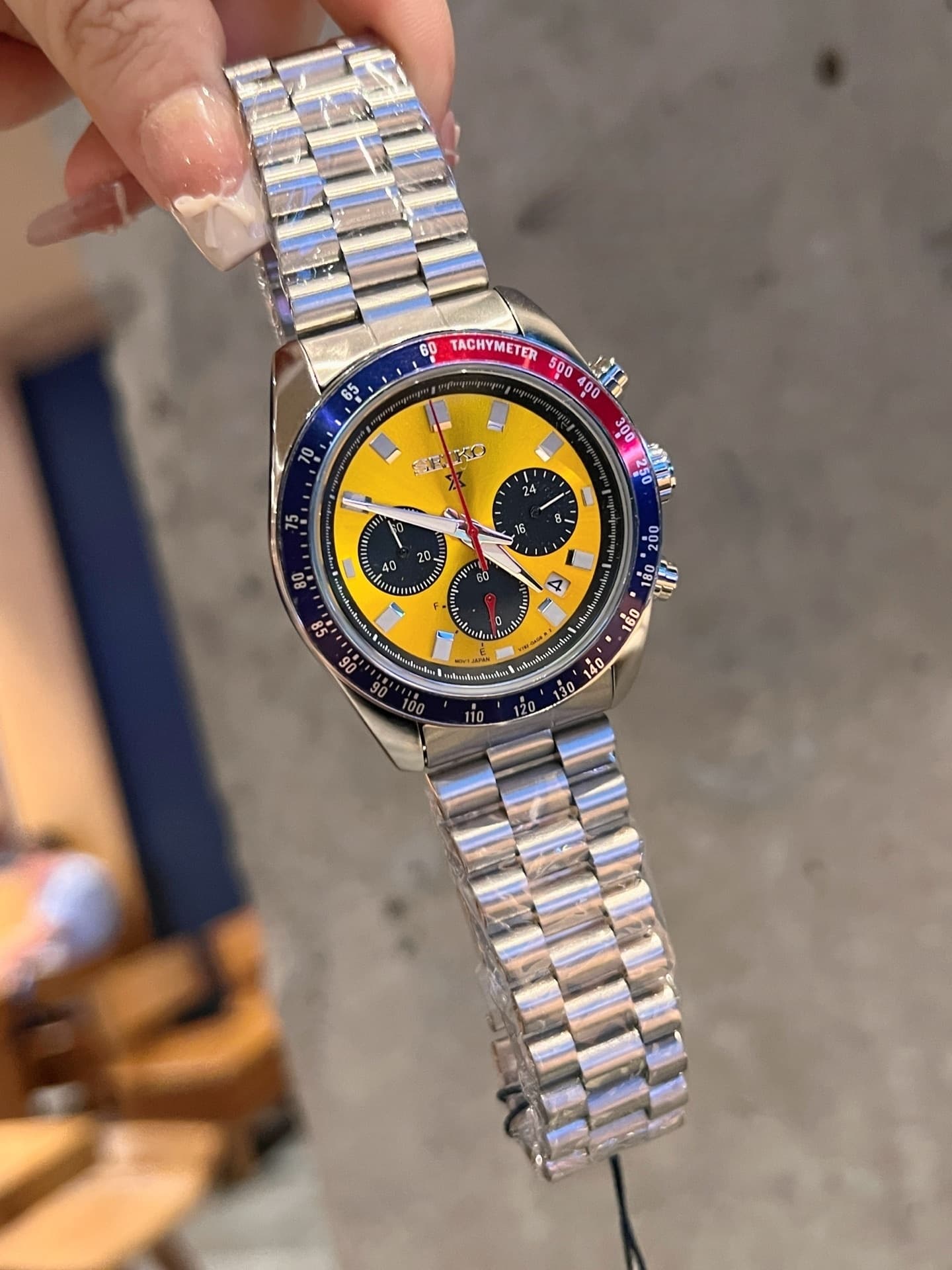 Montre homme à mouvement quartz, très populaire, de haute qualité et à un prix exceptionnel (vente en gros).