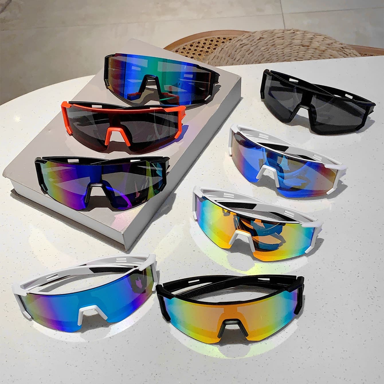 One Piece Large Frame Colorful Cycling Sunglasses For Men Windproof Outdoor Sports Mountaineering Skiing