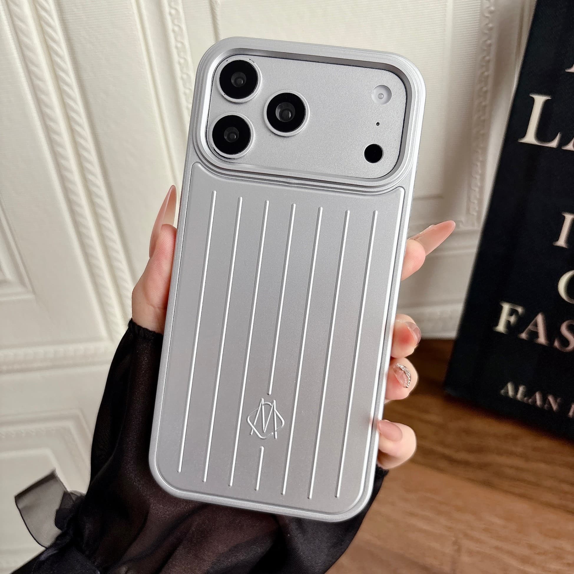 Coque transparente étanche pour iPhone 11 Pro Max, iPhone 16 E, A17 et iPhone 16 Pro Max. Compatible avec les modèles Apple et iPhone 16 Pro Max.