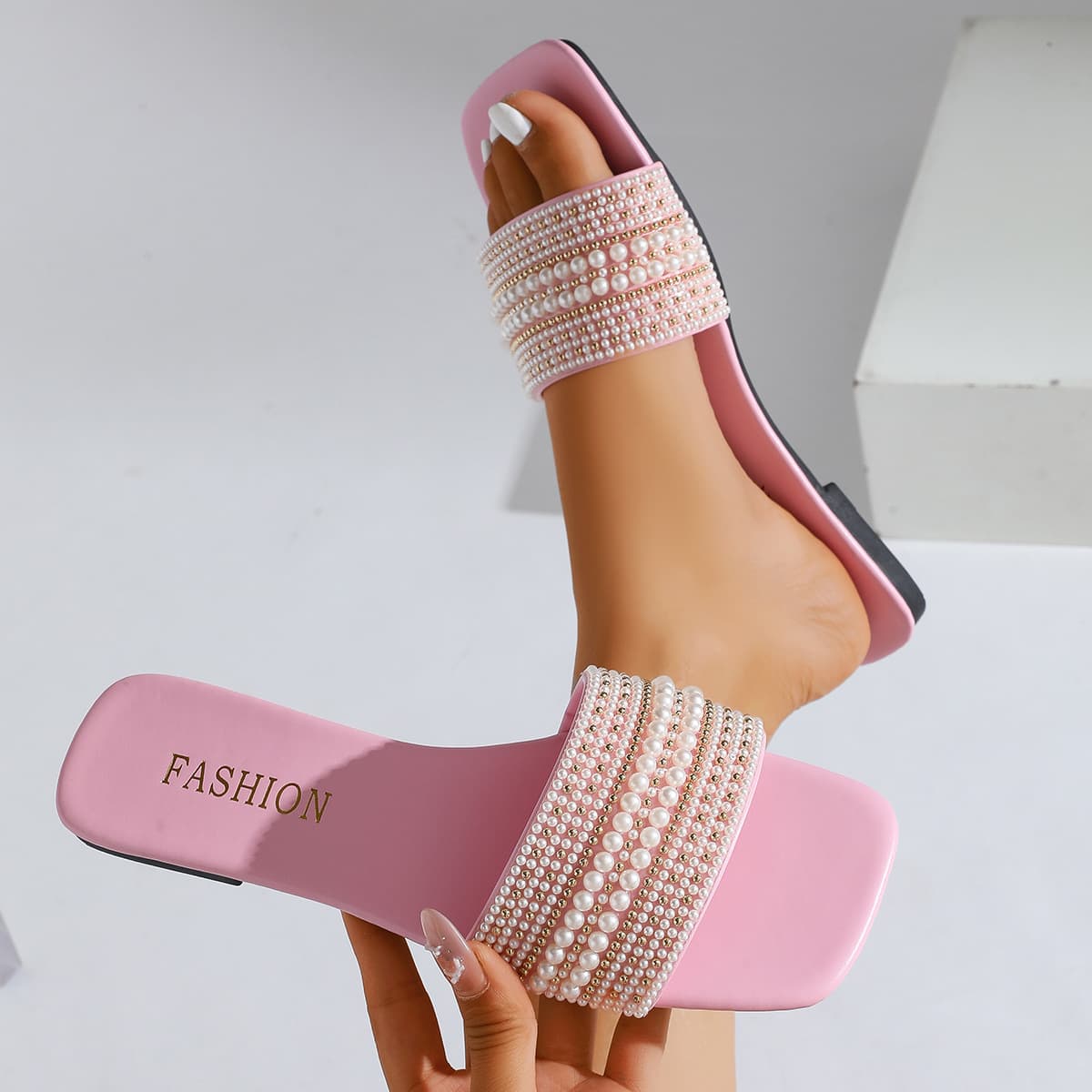 Elegant Pearl-Accented Slide Sandals - Breathable PU Leather, Square-Toe Design & Ultra-Lightweight Sole For Effortless Comfort
