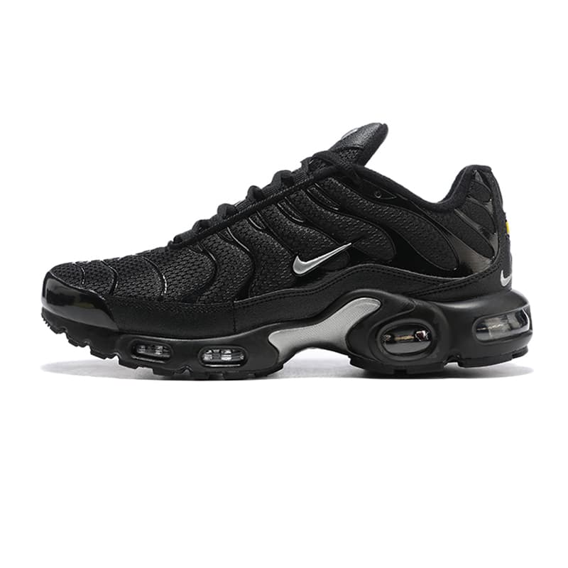 2024 Nikes Airs Maxes Tns Plus Chaussures de course pour hommes Triple Noir Blanc Tns Maxes Chaussures Requin Homme Smokys gris Designer Baskets Bask
