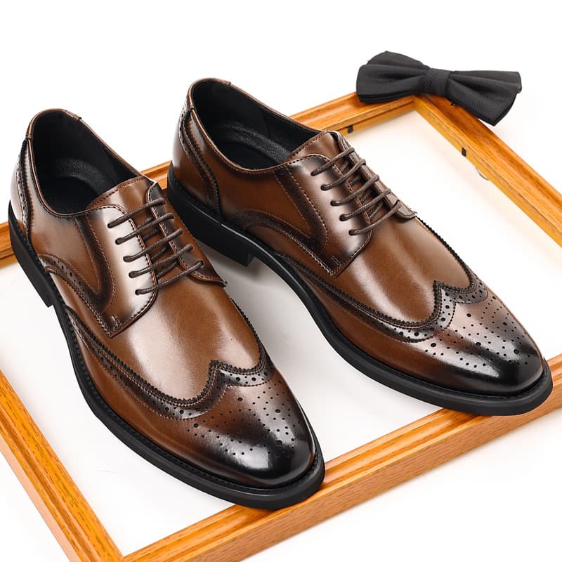 Euro Step 2025 Wenzhou Large Size Brogue Gentleman Suit Formal Leather Men Pointed Oxford Shoes Trendy