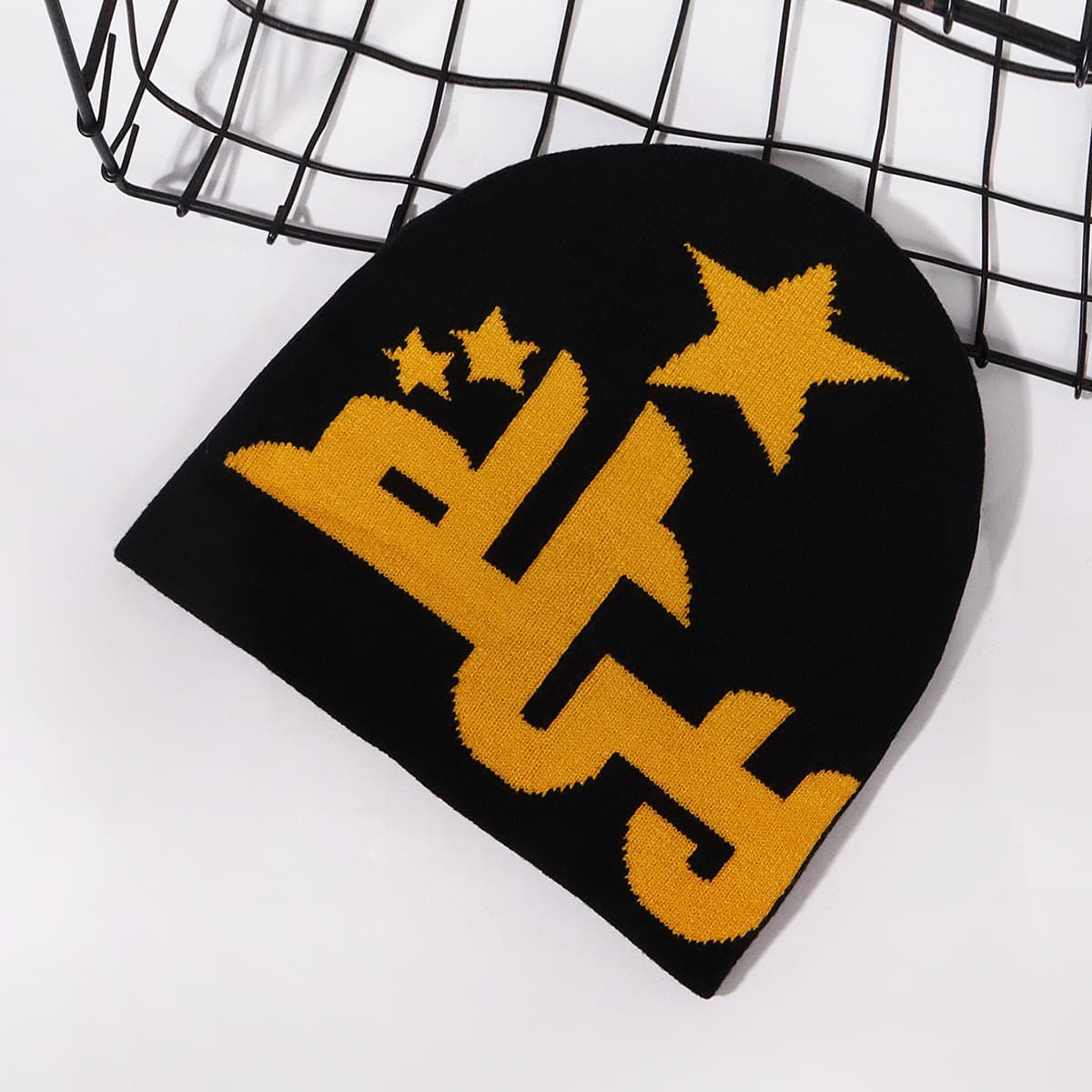 Unisex Wool Hat Jacquard Hat Letter Knitted Hat For Autumn And Winter Keeps Men And Women Warm With The Same Popular Hip-hop Wool Hat.