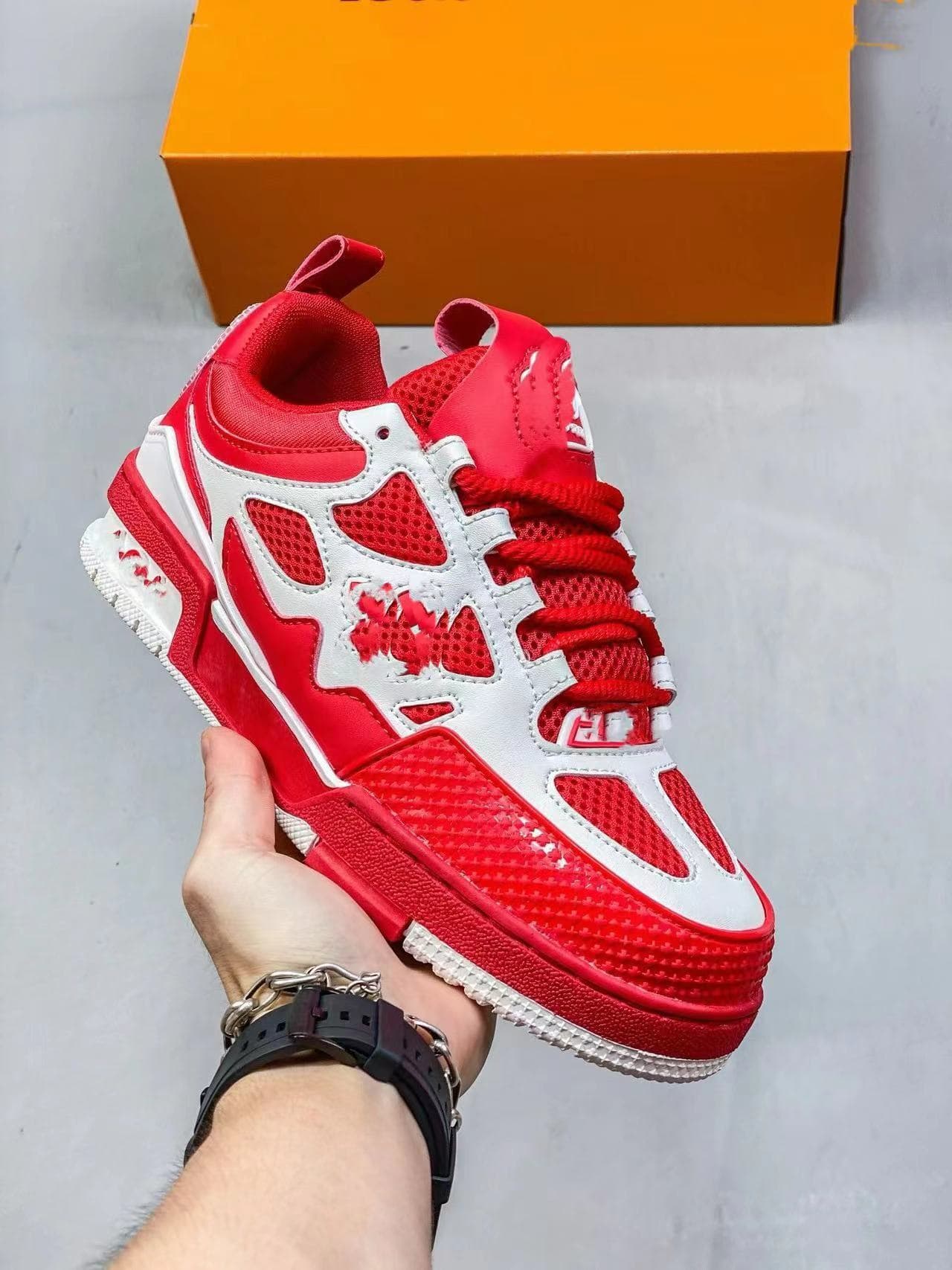 2024 Lous Tendance Marque Créateur De Mode Hommes Et Femmes Baskets Appartements Décontracté Rue Couple Chaussures Chaussures De Skateboard