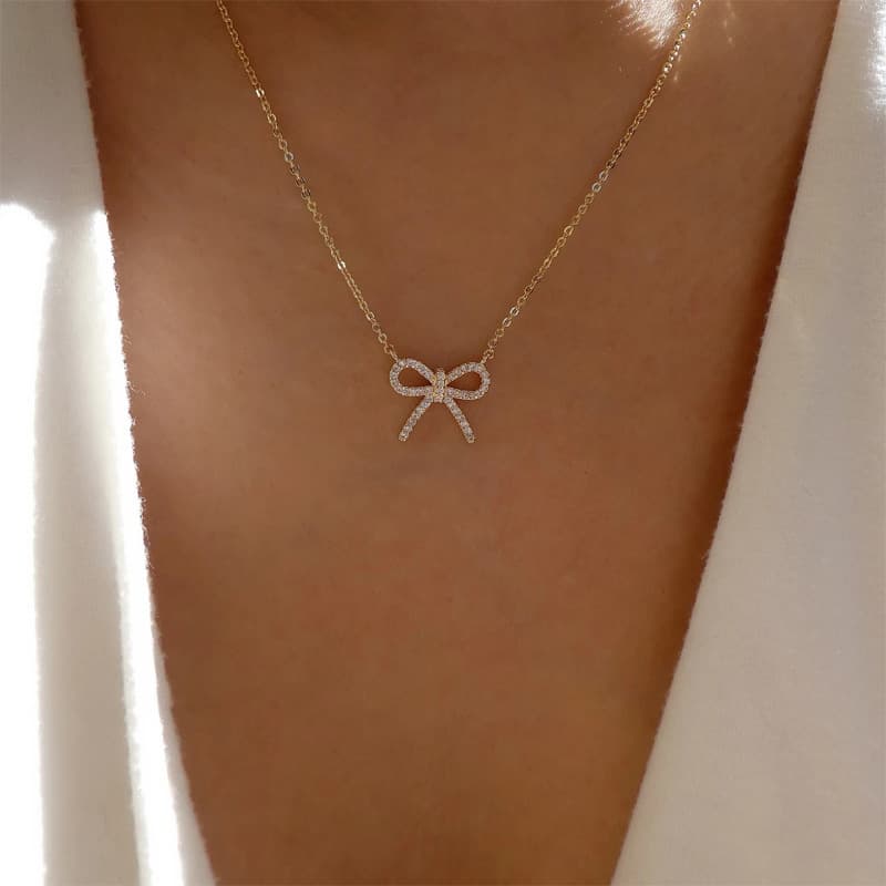 Jewelry Fashion Bow Pendant Niche Diamond Alloy Necklace Sweater Chain Women
