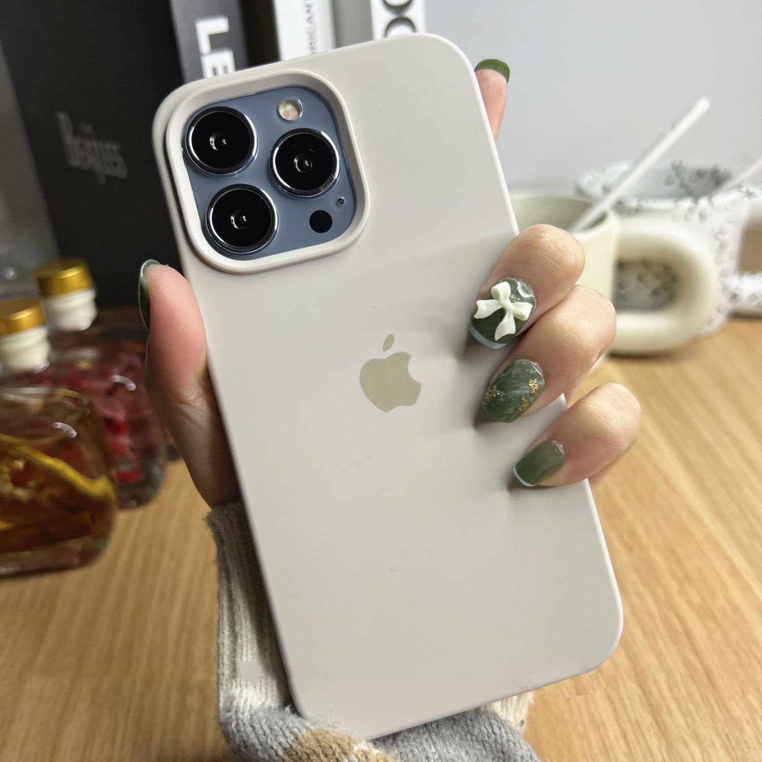 Coque de téléphone en silicone de haute qualité pour iPhone 15/14/12/11/13, coque anti-chute minimaliste tout compris