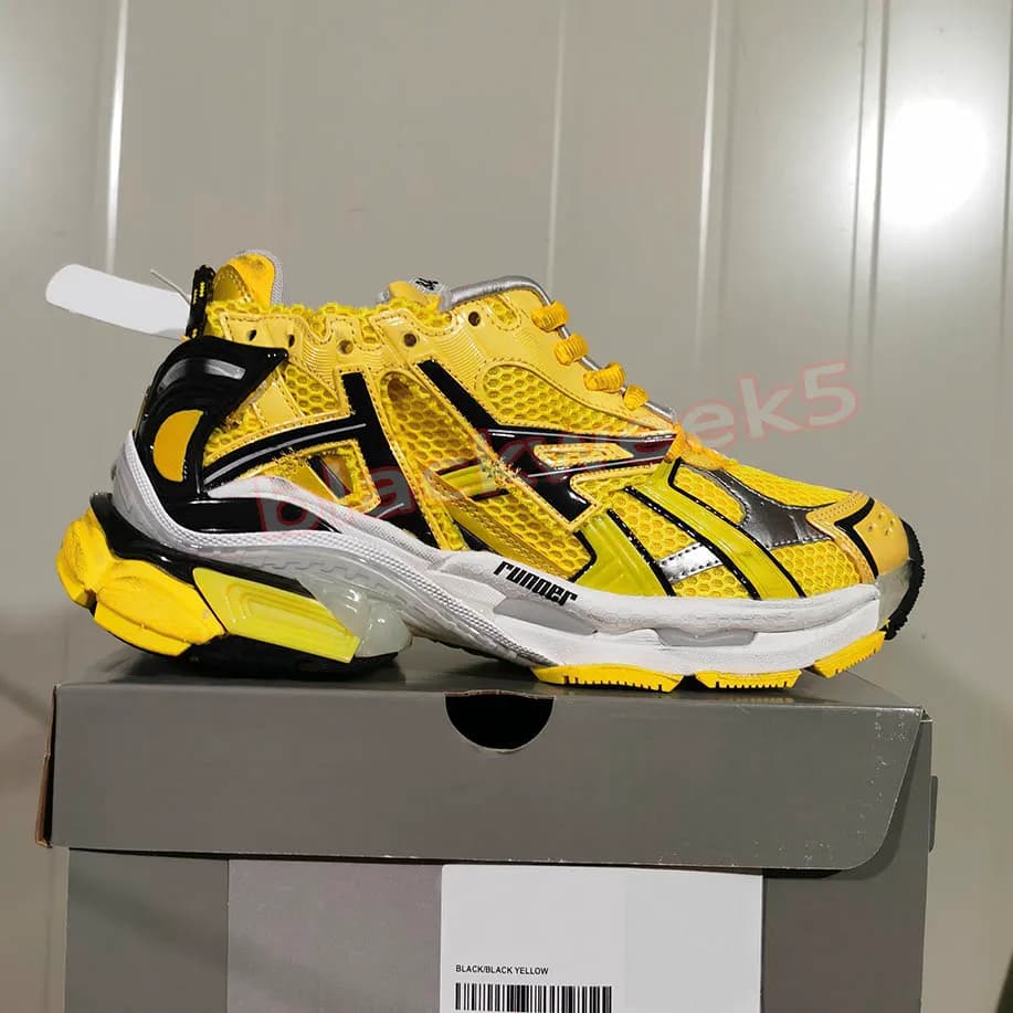 Piga Shoe Track 7.0 Runners Designer Casual Shoes Platform Brand Transmit Sense Hommes Femmes Graffiti Black Deconstruction