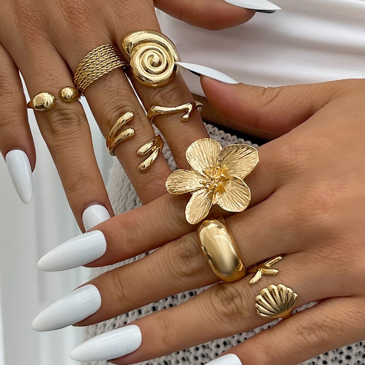 Minimalist Unique Irregular Hand Jewelry High-end Flower Niche Versatile Ring For Women